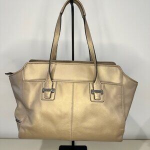 Coach style F26205 in soft champagne metallic leather, made in 2013.